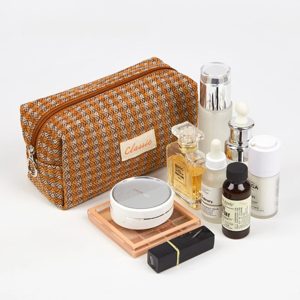 Classic Textured Fabric Storage Pouch - Multi-Style Travel Cosmetic Organizer Bag for Toiletries & Stationery