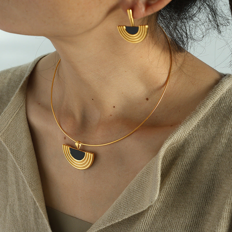 Classical Egyptian Stud Earrings Necklace Set