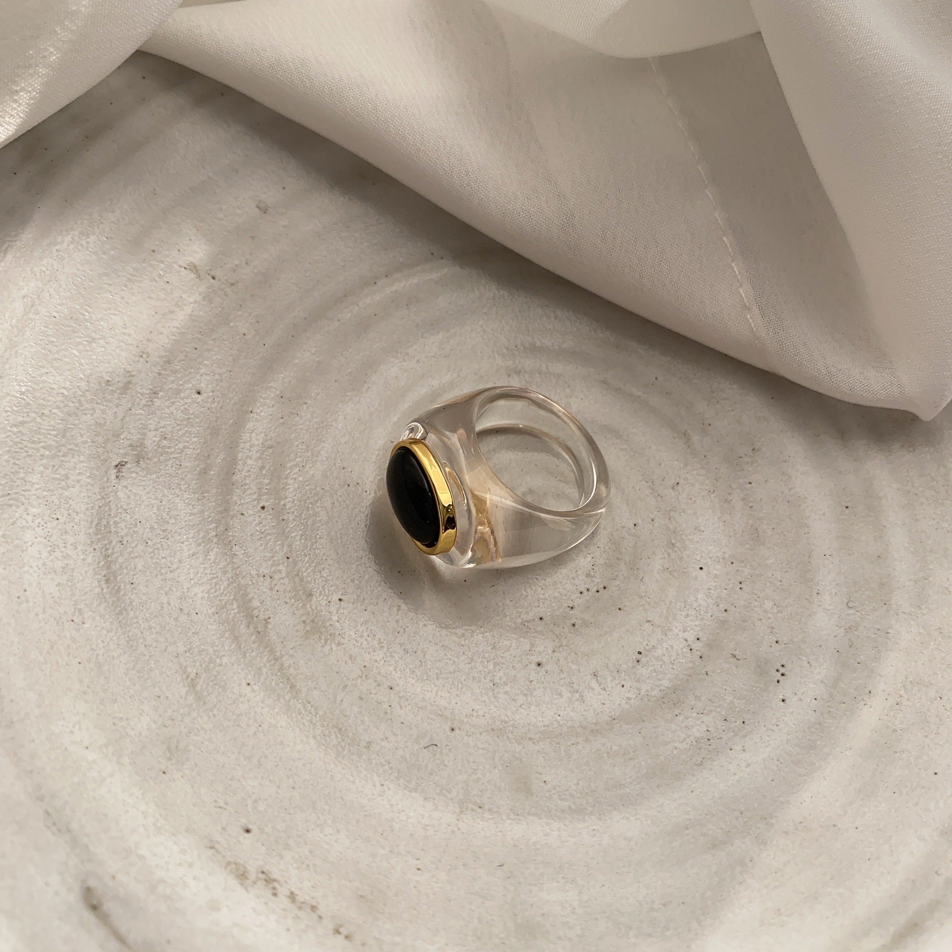 Vintage Simple Resin Brown Ring