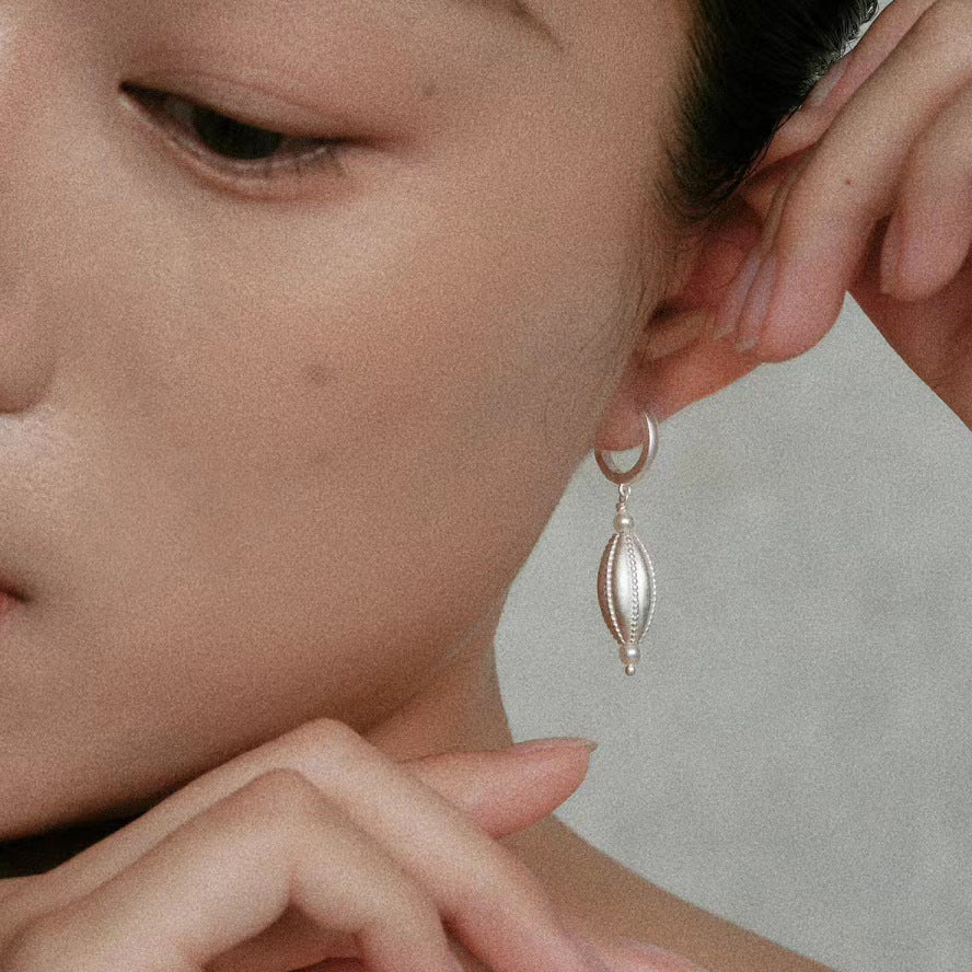 Olive Bead Pearl Earrings