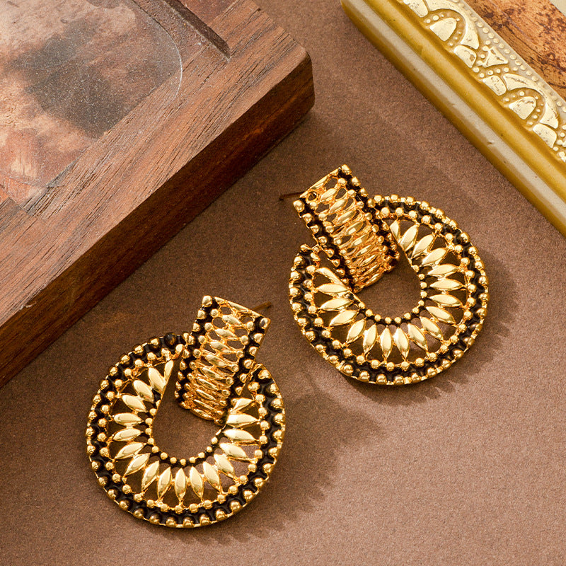 Geometric Round Earrings