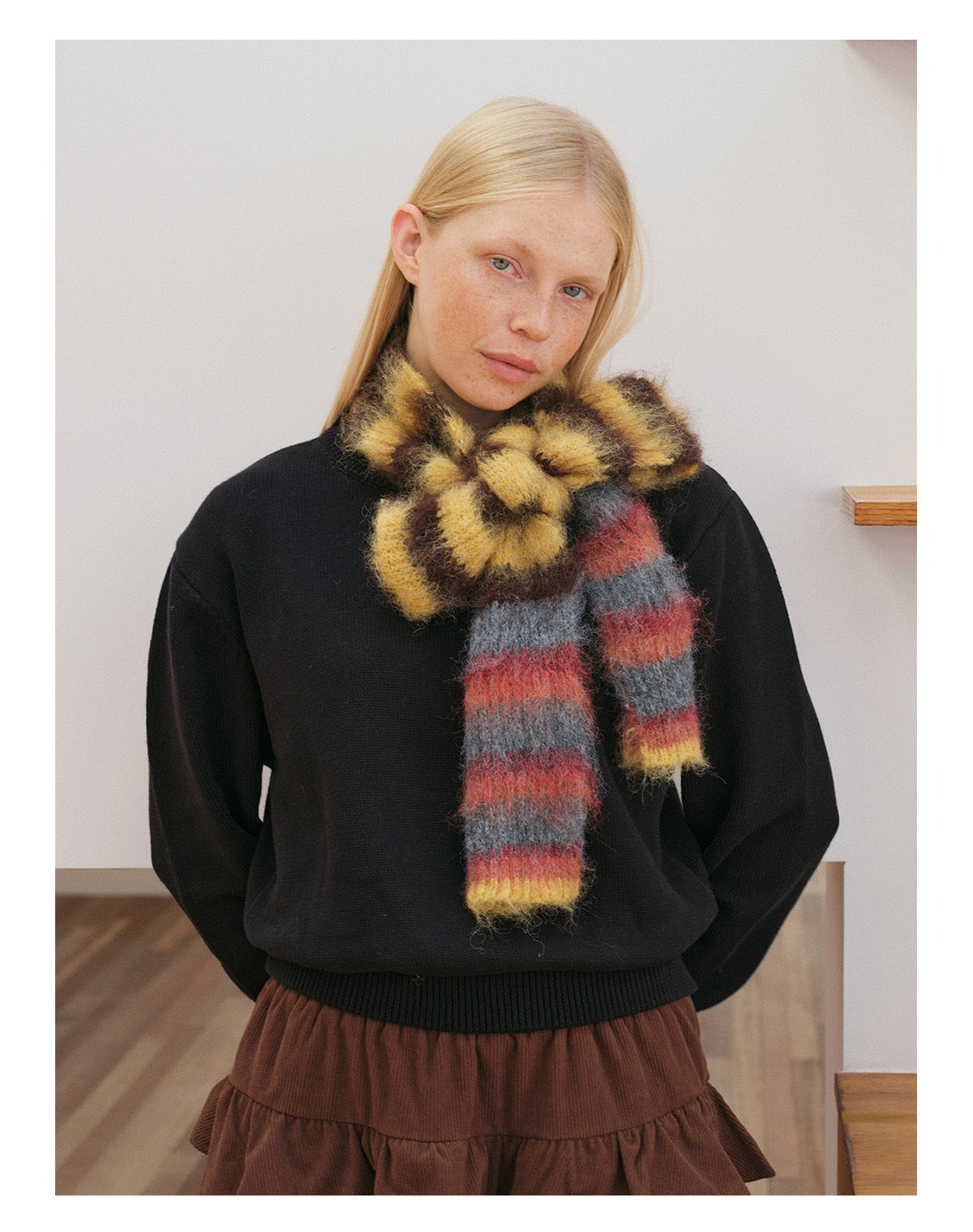 Korean Designer Custom Color-Block Striped Knitted Scarf for Women, Autumn and Winter, Niche, Thin, Soft, Soft Yarn Neck Warmer