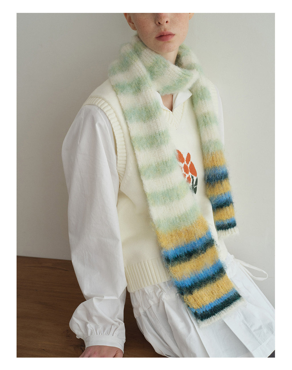 Korean Designer Custom Color-Block Striped Knitted Scarf for Women, Autumn and Winter, Niche, Thin, Soft, Soft Yarn Neck Warmer