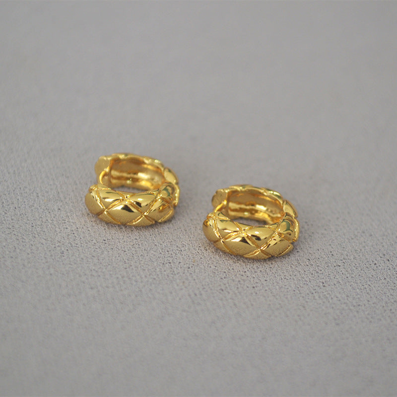 Narrow Brass Gold-Plated Diamond Pattern Earrings