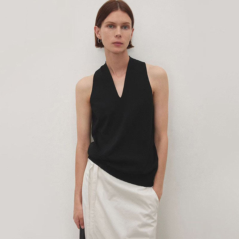 Lightweight, Breathable, and Dry Cotton Yarn Women's V-Neck Off-the-Shoulder Halter-Neck Knit Tank Top with Double-Layer Airy Front and Sheer Back