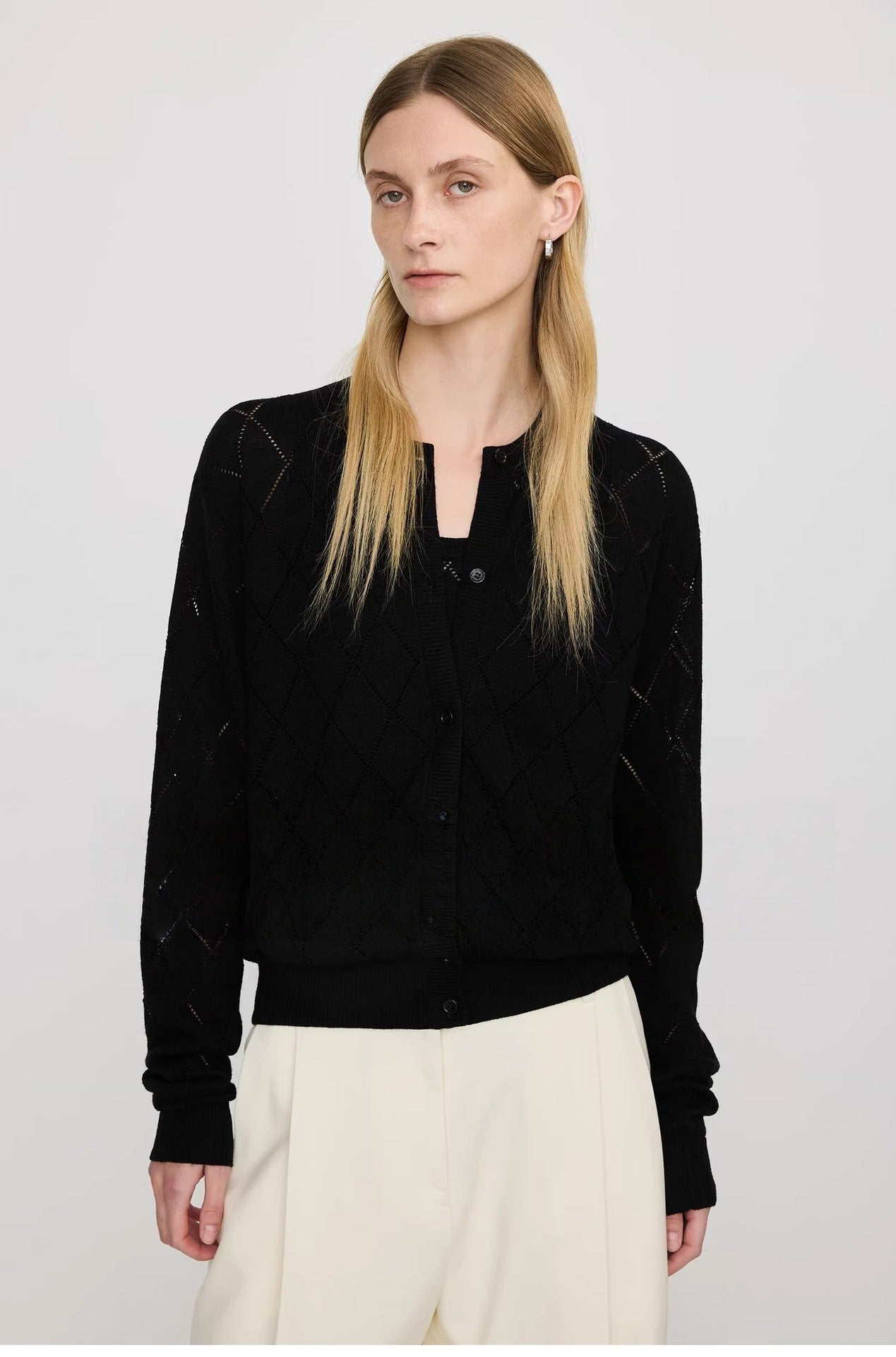 Lightweight, Soft, and Supple Wool-Linen Blend: Trendy Preppy-Style Diamond-Patterned Openwork U-Neck Knit Cardigan