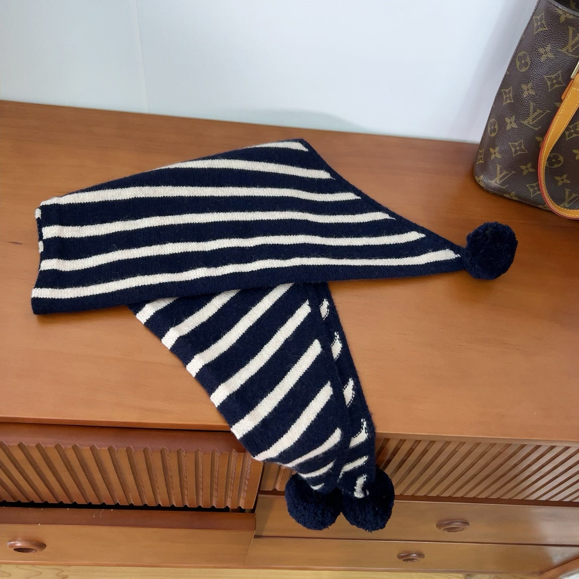 Handmade Ball Stripe Triangle Scarf New Warm Neck Scarf Stripe Neck Scarf Outerwear Shawl