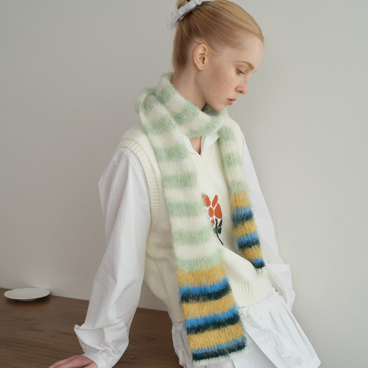 Korean Designer Custom Color-Block Striped Knitted Scarf for Women, Autumn and Winter, Niche, Thin, Soft, Soft Yarn Neck Warmer