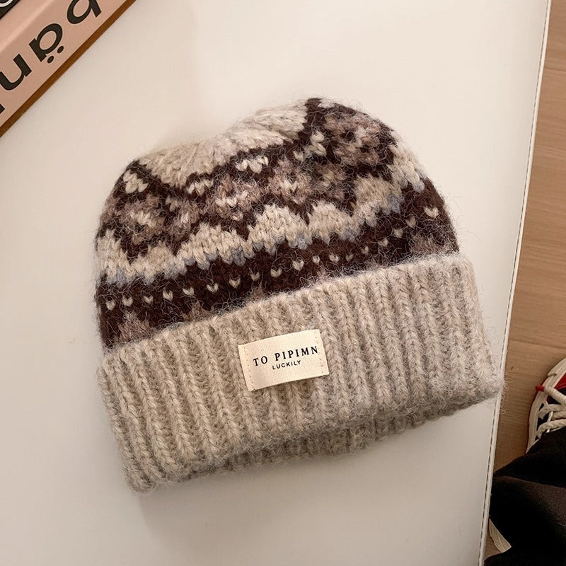 Vintage Atmosphere Knitted Wool Hat for Women, Loose Fit for Large Head Circumference, Warm Ear Protection Hat, Face Slimming Hat for Autumn and Winter