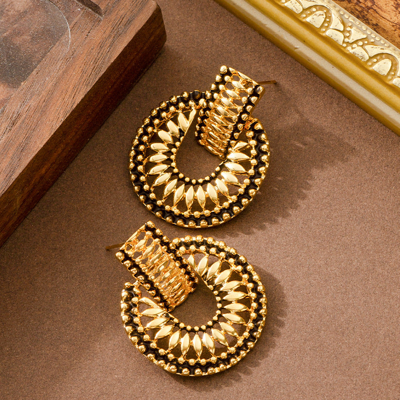 Geometric Round Earrings