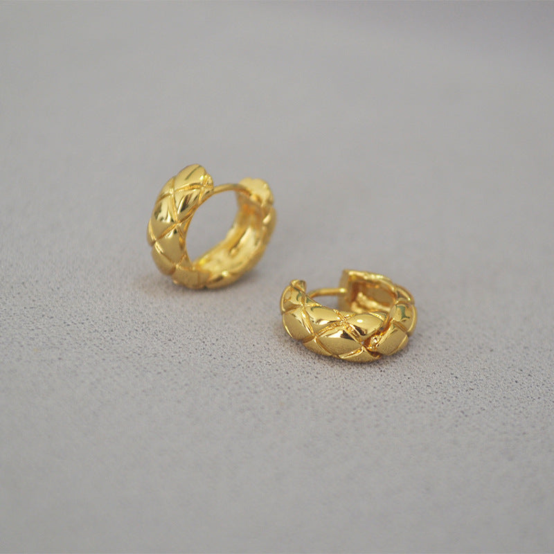 Narrow Brass Gold-Plated Diamond Pattern Earrings