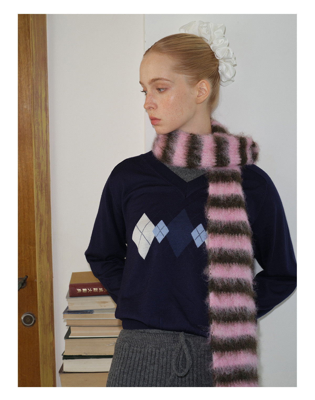 Korean Designer Custom Color-Block Striped Knitted Scarf for Women, Autumn and Winter, Niche, Thin, Soft, Soft Yarn Neck Warmer